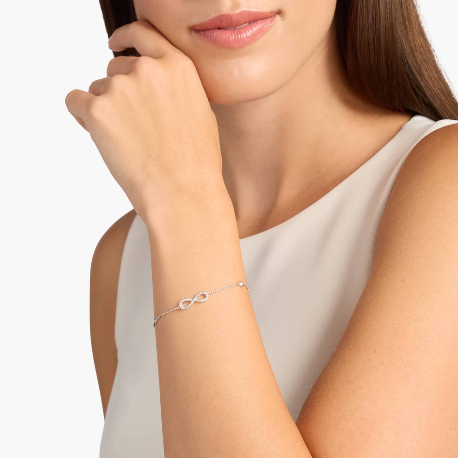 Celoray Custom 14K White Gold Infinity and Lab Diamond Station Bracelet 0.25ctw Celoray Custom 14K White Gold Infinity and Lab Diamond Station Bracelet 0.25ctw