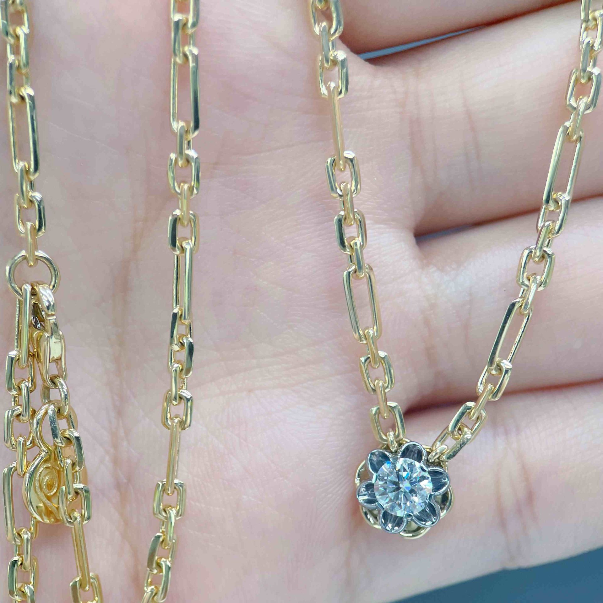 Celoray Custom 18K Yellow Gold with Black Rhodium 1ct VS Diamond Pendant Link Chain for Women Celoray Custom 18K Yellow Gold with Black Rhodium 1ct VS Diamond Pendant Link Chain for Women