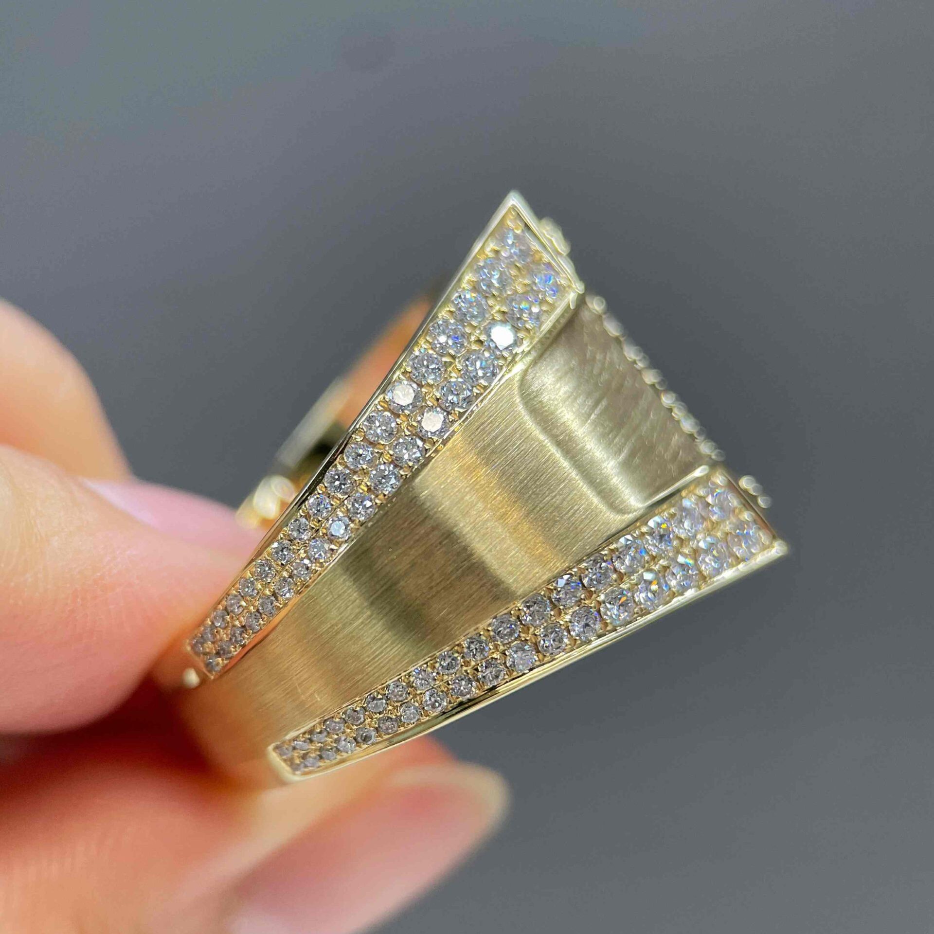 Celoray Custom 9K Oversized Letter B 1.68ctw Lab Diamond Ring For Men Celoray Custom 9K Oversized Letter B 1.68ctw Lab Diamond Ring For Men