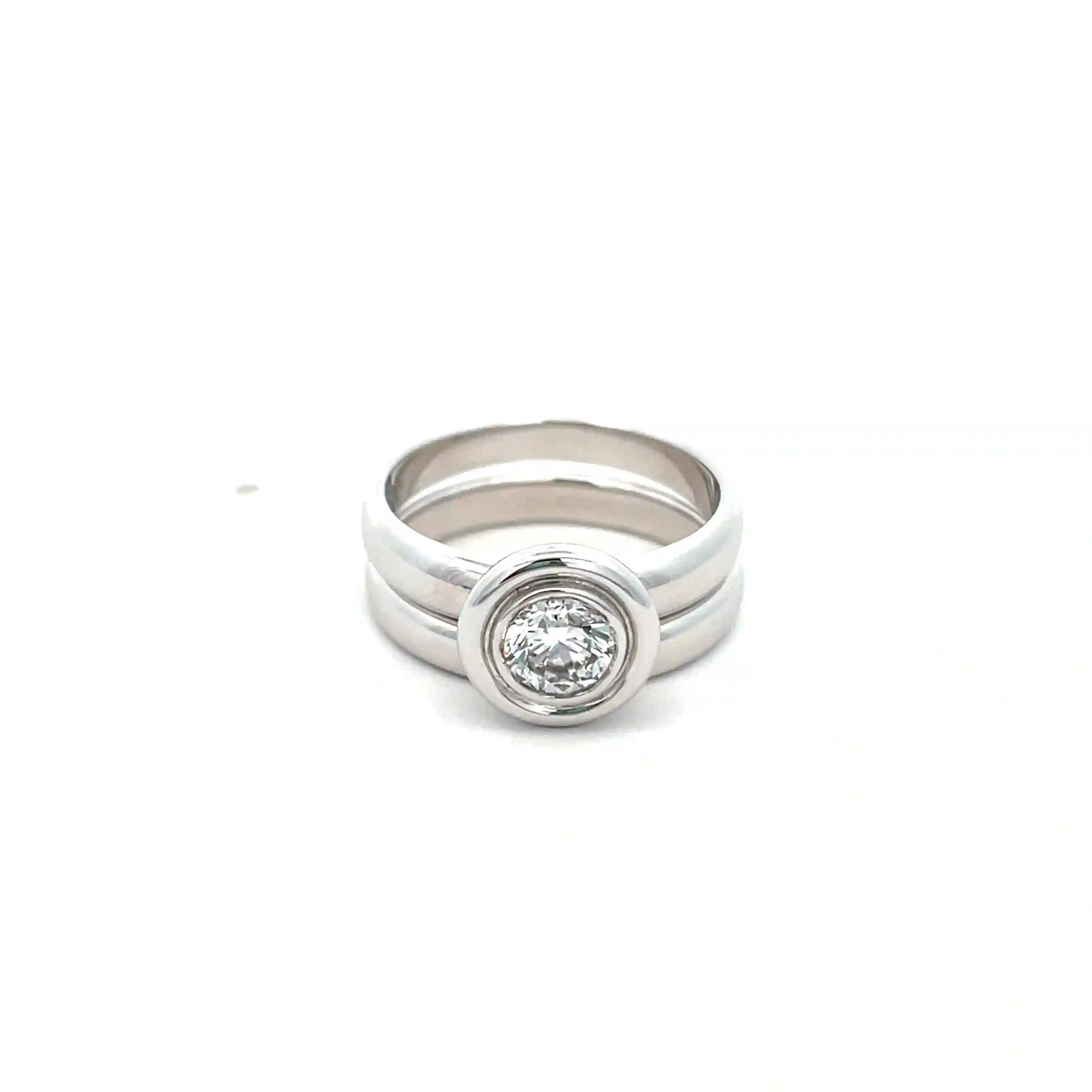 Celoray Custom 9K White Gold Bezel Setting Solitaire Diamond Engagement Ring with Plain Wedding Band (7) Celoray Custom 9K White Gold Bezel Setting Solitaire Diamond Engagement Ring with Plain Wedding Band (7)