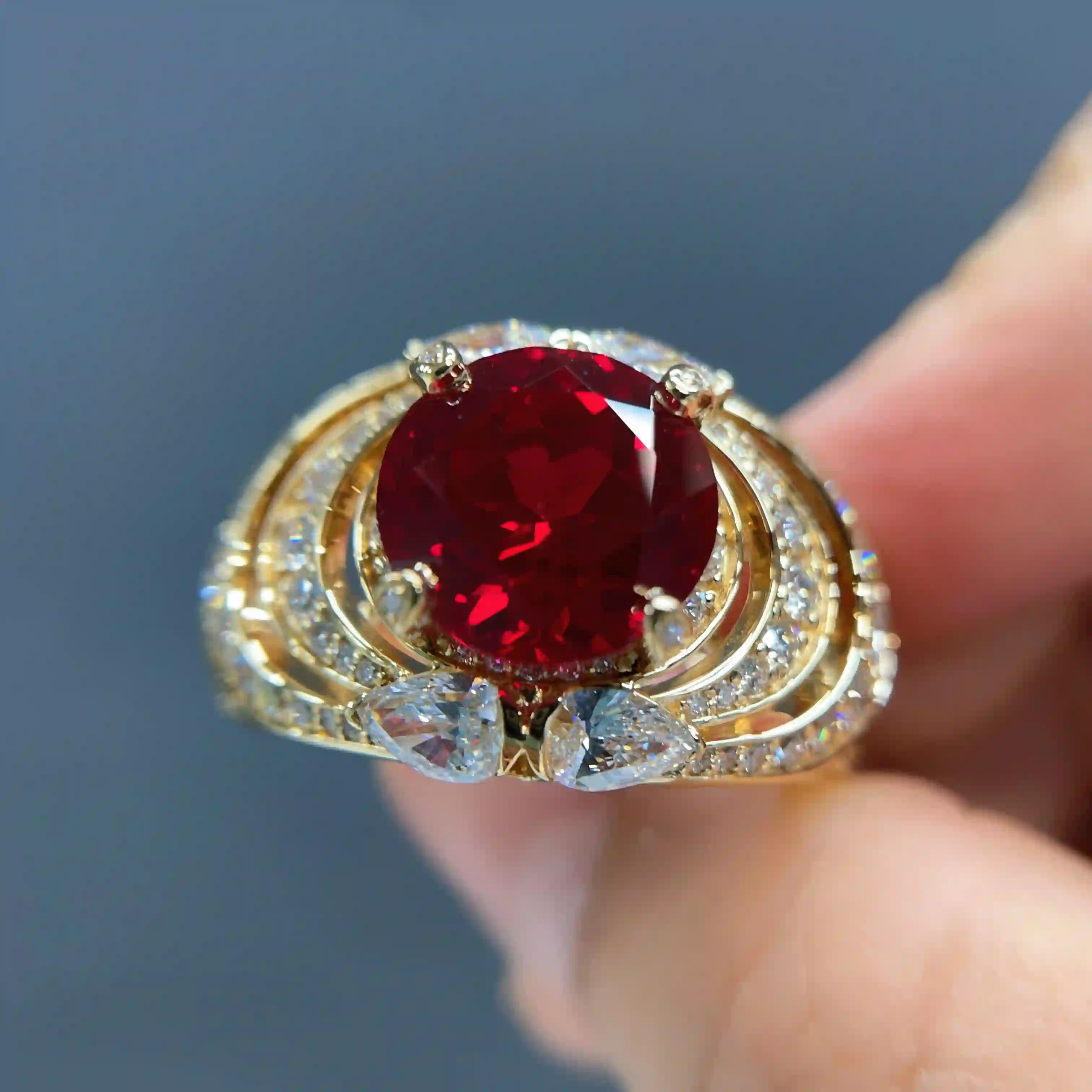 Celoray Custom 18K Yellow Gold 10CT Lab Ruby and Diamond Cluster Setting Ring for Women (4) Celoray Custom 18K Yellow Gold 10CT Lab Ruby and Diamond Cluster Setting Ring for Women