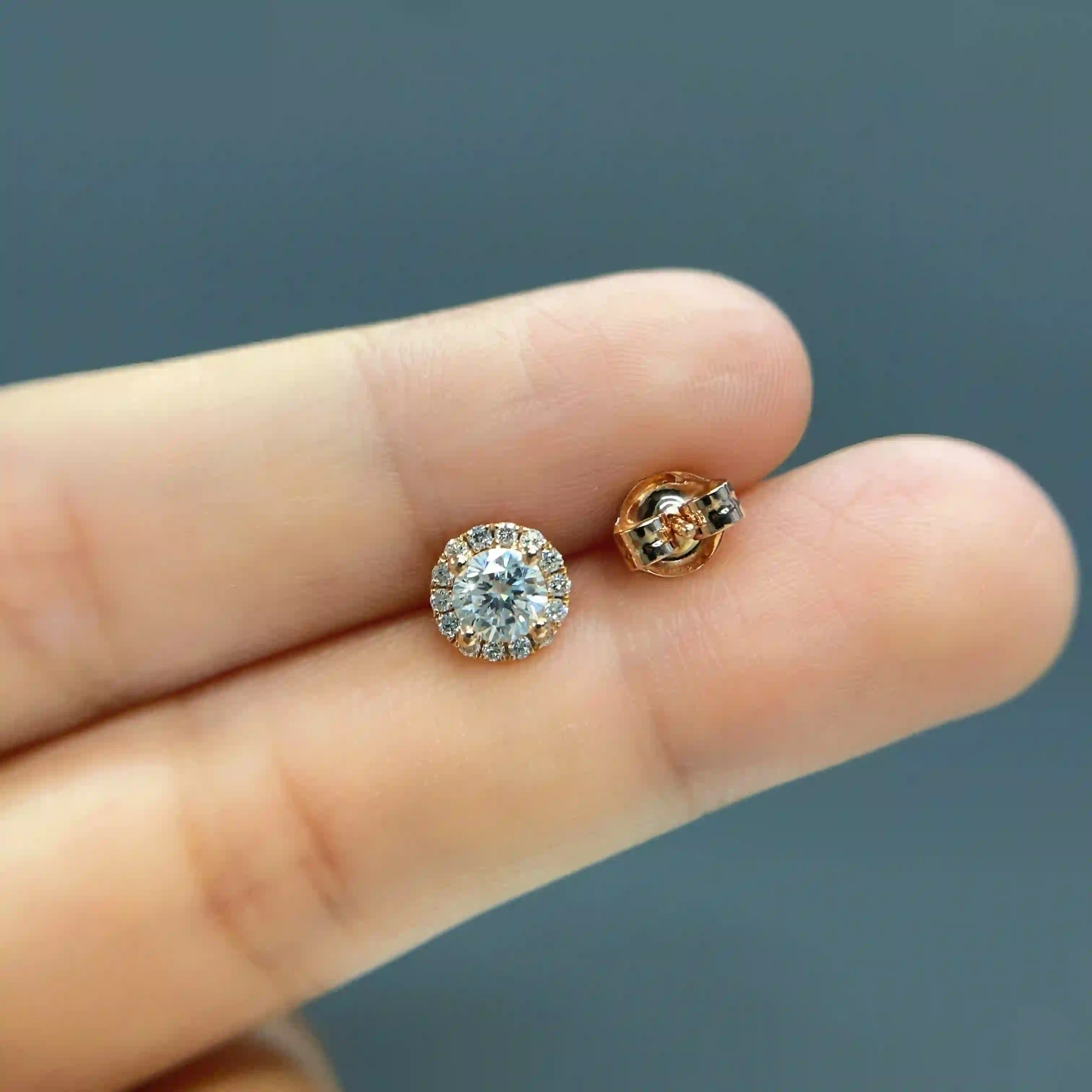 Celoray Custom 18K Yellow Gold 1CT IGI Certificated Round Lab Diamond Ear Stud (2) Celoray Custom 18K Yellow Gold 1CT IGI Certificated Round Lab Diamond Ear Stud
