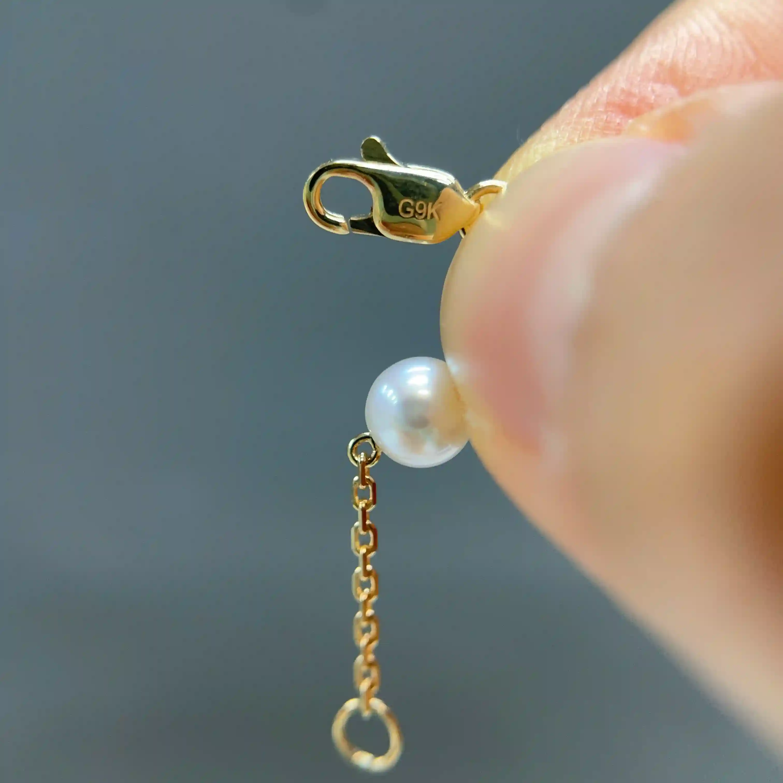 Celoray Custom 18K Yellow Gold 7-8MM Fresh Round Pearl Station Bracelet (5) Celoray Custom 18K Yellow Gold 7-8MM Fresh Round Pearl Station Bracelet