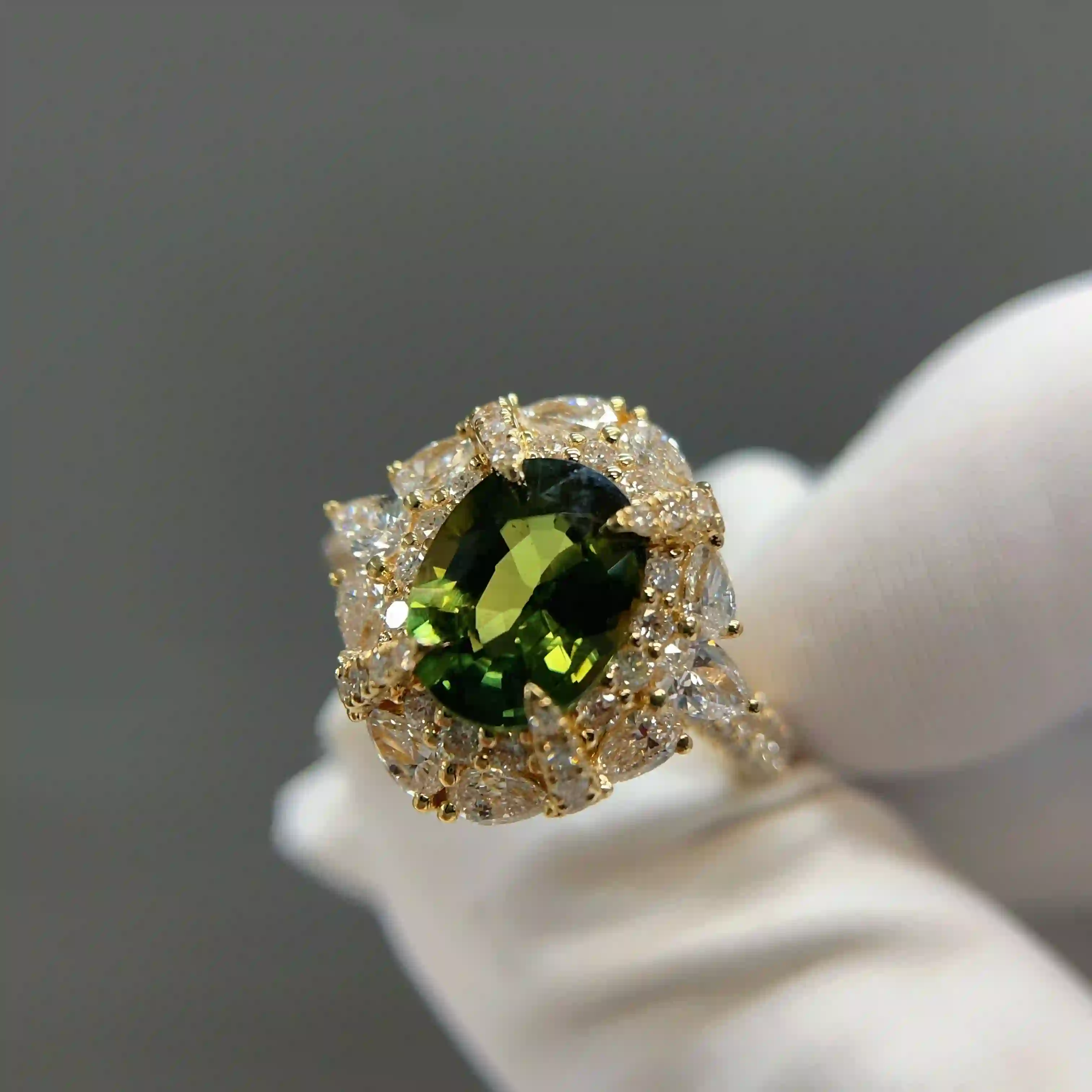Celoray Custom 18K Yellow Gold Teal Blue Sapphire with Diamond Cluster Setting Ring for Women (1) Celoray Custom 18K Yellow Gold Teal Blue Sapphire with Diamond Cluster Setting Ring for Women