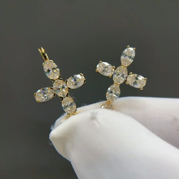 Celoray Custom 18K Yellow Gold Oval Lab Grown Diamond Cross Pendant 1CTW Prong Set Necklace